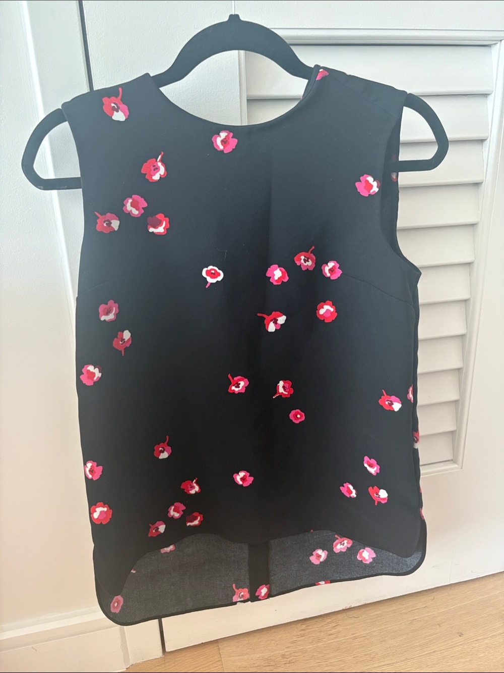 kate spade Black Floral-Print Sleeveless Camisole with Pink Accents